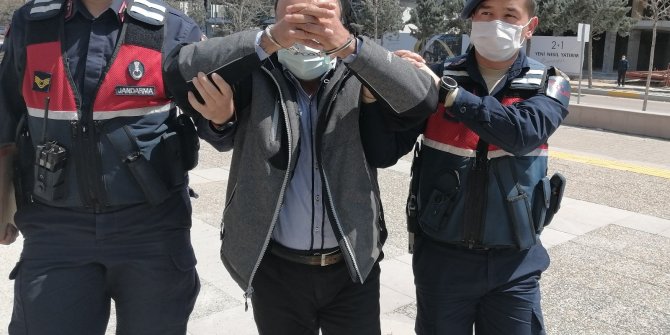 Camiden yardım kumbarasını çalan 52 suç kayıtlı şüpheli serbest bırakıldı