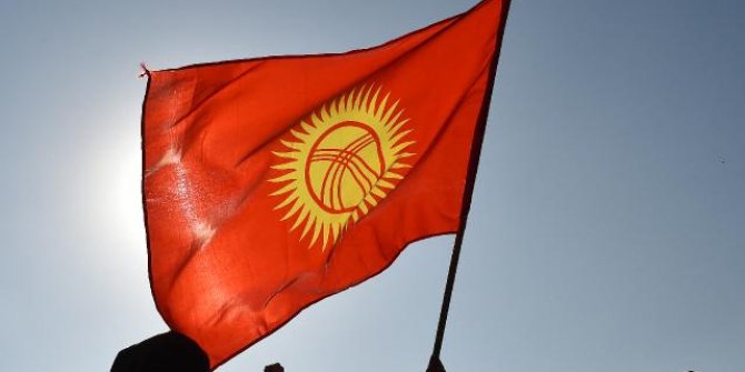 Kırgızistan halkı sandık başında