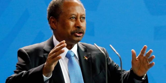 Sudan Başbakanı Hamduk’tan üçlü zirve çağrısı