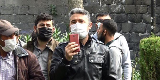 İntihar girişimini film izler gibi seyredip cep telefonlarına kaydettiler
