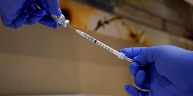 Pfizer: Koronavirüs aşısında 3. doz gerekebilir