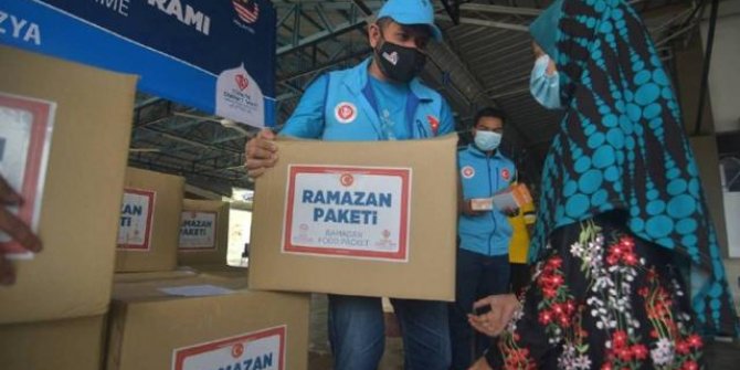 Türkiye'nin yardım eli Malezya'daki ihtiyaç sahiplerine ulaşıyor