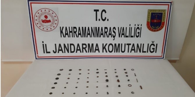 Tarihi eserlere müşteri ararken yakalandı