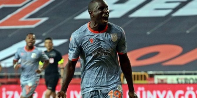 Başakşehir, Demba Ba ile yollarını ayırdı