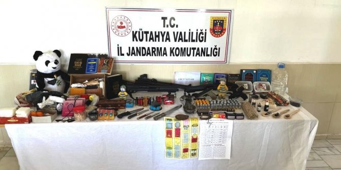 "Büyücü" operasyonu: 3 gözaltı