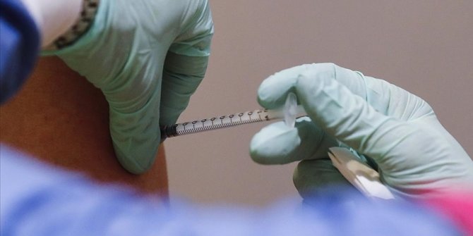 Dünya genelinde 1,24 milyardan fazla doz Kovid-19 aşısı yapıldı