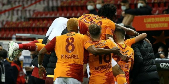 Galatasaray'dan Beşiktaş derbisi sonrası imalı paylaşım!