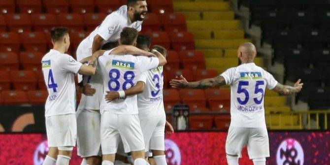 9 gollü maçta kazanan Rizespor