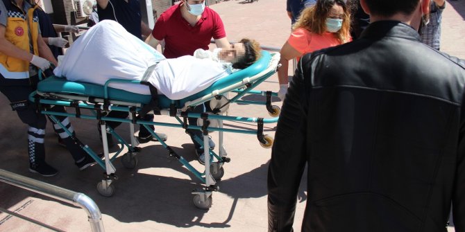 Evde tartıştığı karısını 15 yerinden bıçakladı