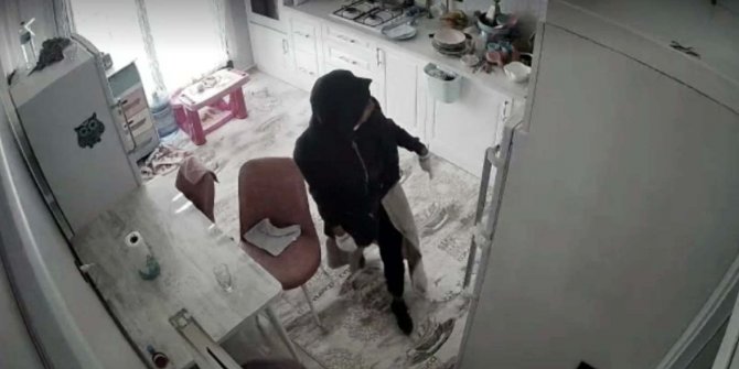 Eve giren hırsızlık şüphelisi, kameradan belirlenip yakalandı