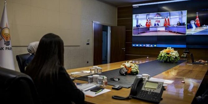Siyasi partilerde bayramlaşma 'uzaktan' olacak