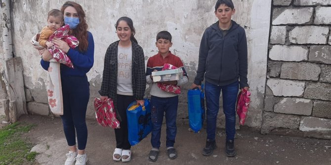 ‘Bayram Çocuklarla Güzel’ projesi ile yüzlerce çocuğun yüzü güldü