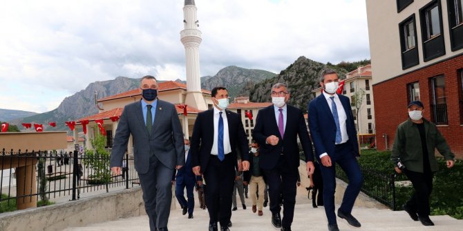 Ziyaret’te 2. etap TOKİ konutlarının anahtar teslimi yapıldı
