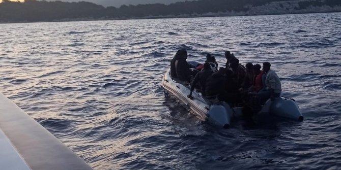 71 düzensiz göçmen kurtarıldı