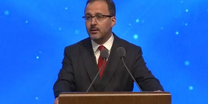 Bakan Kasapoğlu şampiyon ‘Efeler’i tebrik etti
