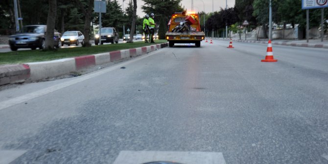 Motosiklet, bisikletli çocuğa çarptı: 2 yaralı