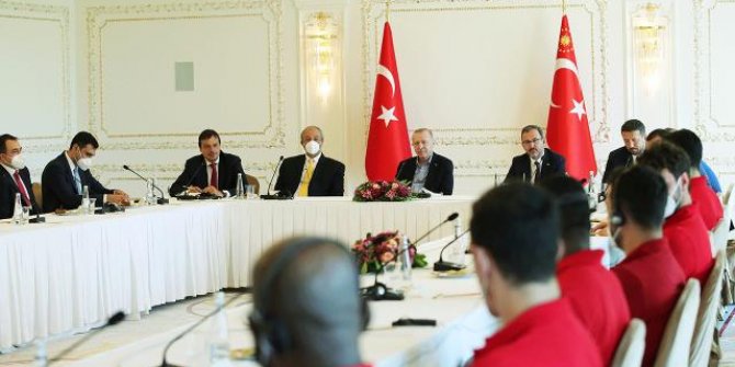 Cumhurbaşkanı Erdoğan, Anadolu Efes'i kabul etti