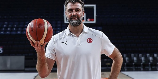Mehmet Okur, A Milli Erkek Basketbol Takımı ile olmaktan mutlu