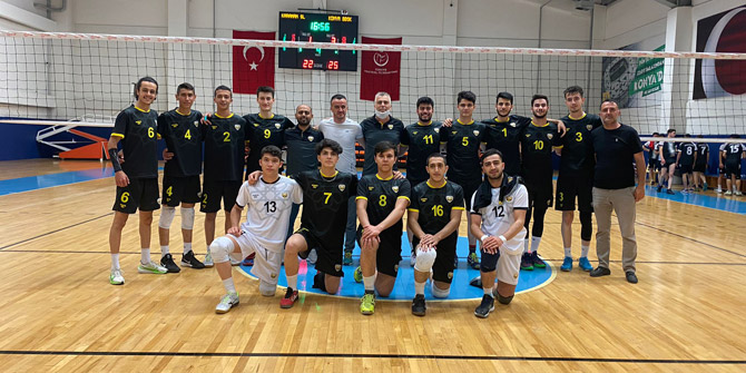 Büyükşehir voleybolda 2. Lig’e yükselme yolunda