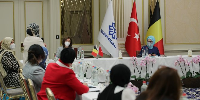Emine Erdoğan, Belçika’daki Türk STK’ların temsilcileriyle görüştü