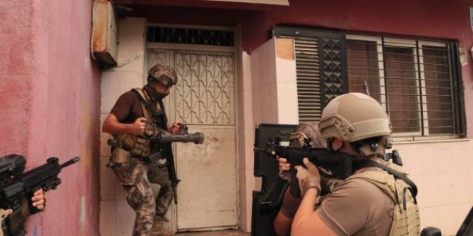 Zehir tacirlerine şafak operasyonu