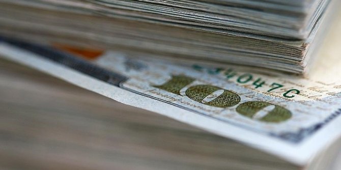 Dolar ve euro yeni haftaya yükselişle başladı