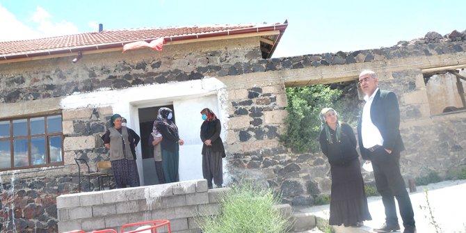 Başkan Koçak halı atölyesini ziyaret etti