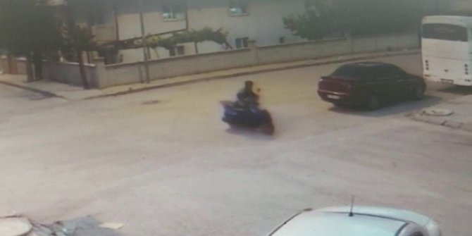 İki çocuk hırsız motosiklet çaldı