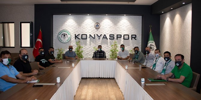 Konyaspor'da Başkan Özgökçen, tribün liderleriyle buluştu