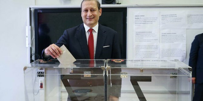 Burak Elmas'tan Terim açıklaması