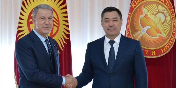 Turkey's defense minister, Kyrgyz president discuss bilateral ties