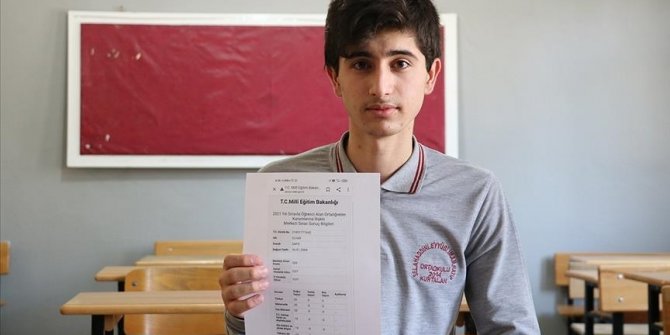 Syrian student among top scorers on Turkish high school entrance exam