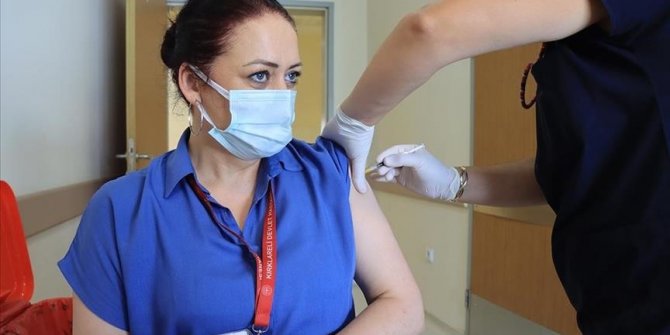 U Turskoj počelo davanje treće doze vakcina protiv COVID-19