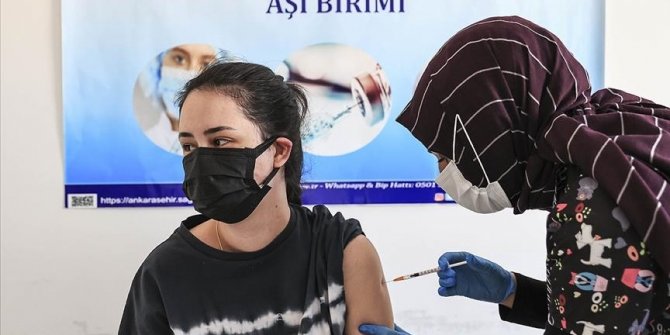 Turkey administers over 62M COVID-19 vaccine shots