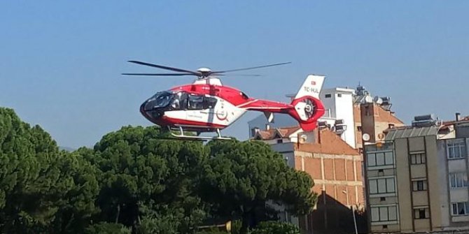 Ambulans helikopter yeni doğan bebek için havalandı