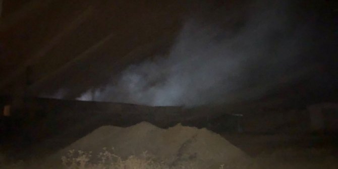 Geri dönüşüm tesisinde yangın söndürüldü