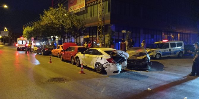 Zincirleme trafik kazası: 7 yaralı