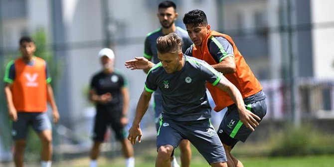 İttifak Holding Konyaspor'un Erzurum kampı başladı