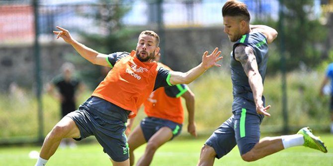 Konyaspor, güne antrenmanla başladı