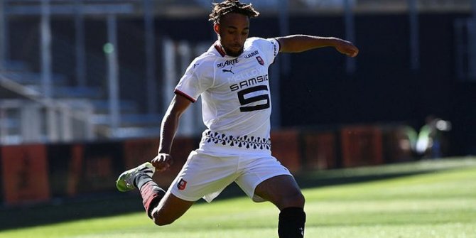 Galatasaray’ın yeni transferi Sacha Boey, İstanbul’da