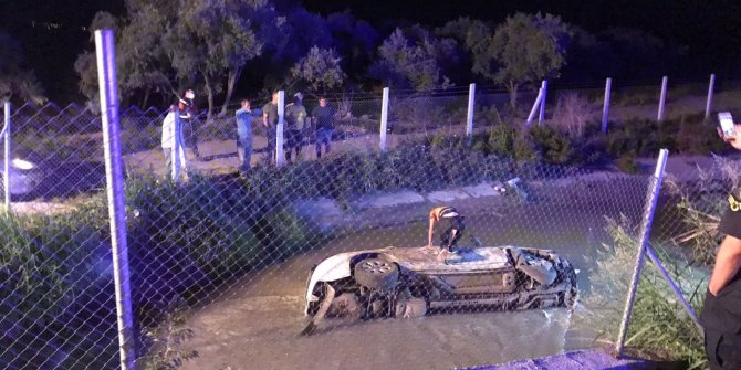 Sulama kanalına uçtu, otomobilini bırakıp gitti