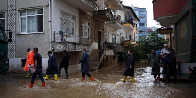 Rize ve Artvin’de beklenen yağış başladı