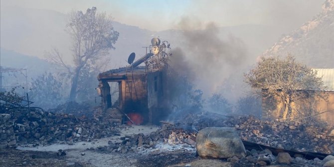 Turska: U požaru u provinciji Antalija smrtno stradala jedna osoba