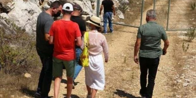 Antalya'da ormana giren şahıslar polisi alarma geçirdi!