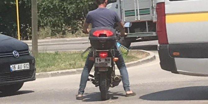 Pancar motoru için pet şişeyle benzin alınca polisi alarma geçirdi