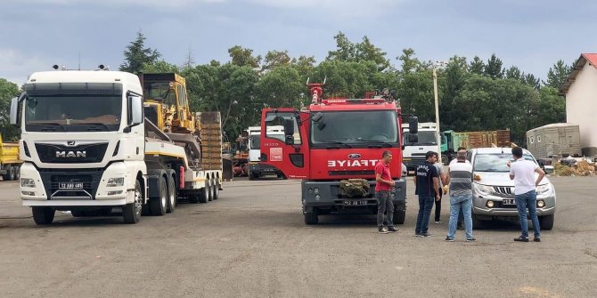 Bingöl’den Antalya’daki yangınlara iş makinesi desteği