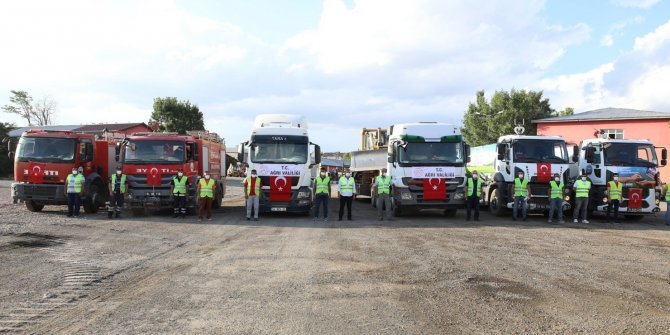 Ağrı’dan Antalya’daki yangınlara iş makinesi desteği