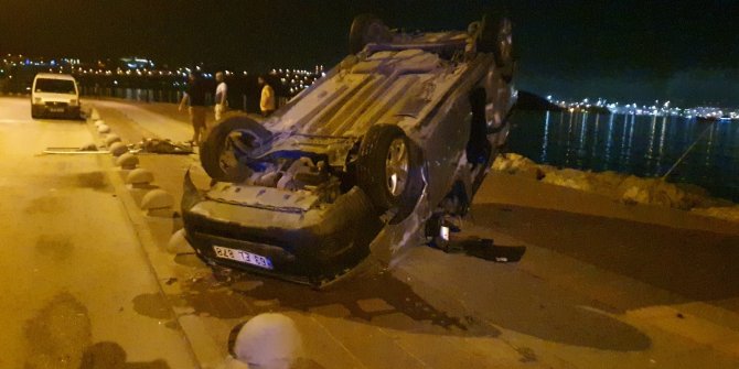 Hafif ticari araç takla attı: 2 yaralı