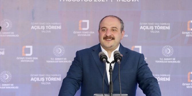 Bakan Varank: Toplumun vicdanını istismar edenlerin oyunlarına gelmeyelim