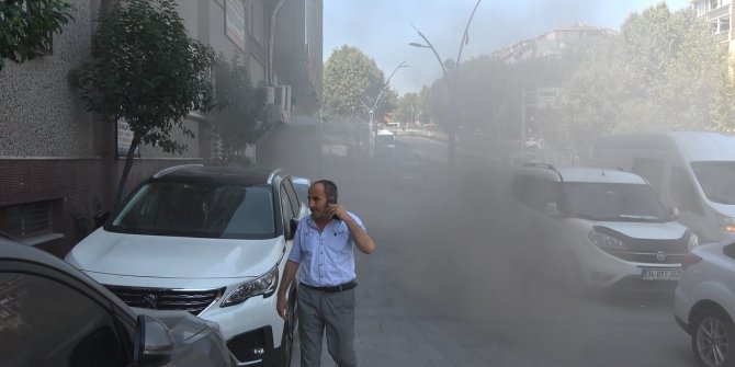 7 katlı iş merkezinde yangın